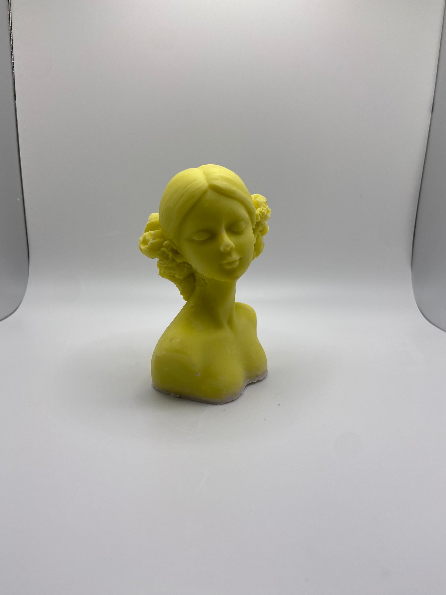 Closed-Eyed Woman Bust Candle