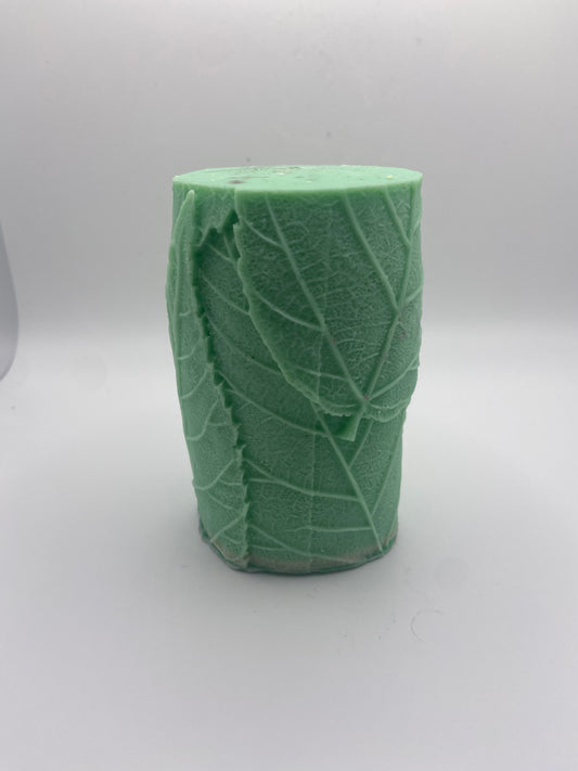 Leaf Cylinder Candle